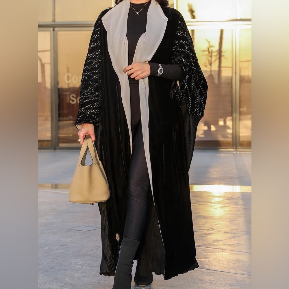 Maxi velvet cardigan - abaya - back embroidered